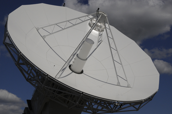 HITEC Luxemburgo firma un contrato de adquisición de múltiples antenas con SES TechCom